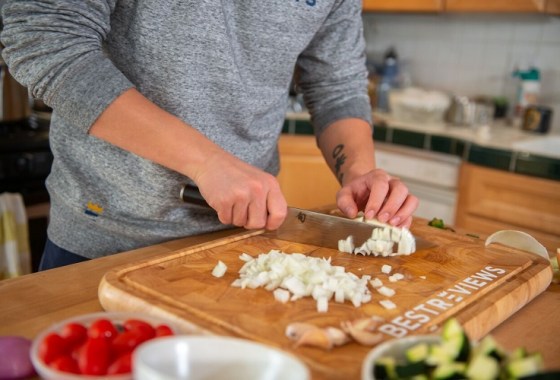 Gorgeous personalized cutting boards that make excellent holiday gifts