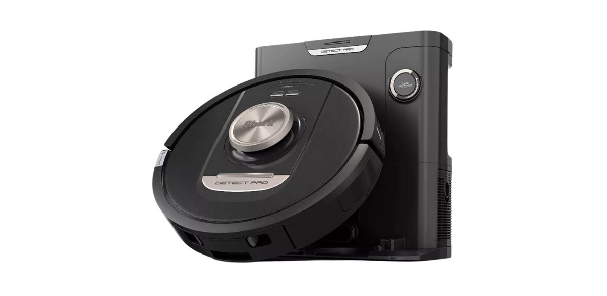 Shark Detect Pro Self-Empty Robot Vacuum RV2820AE on white background