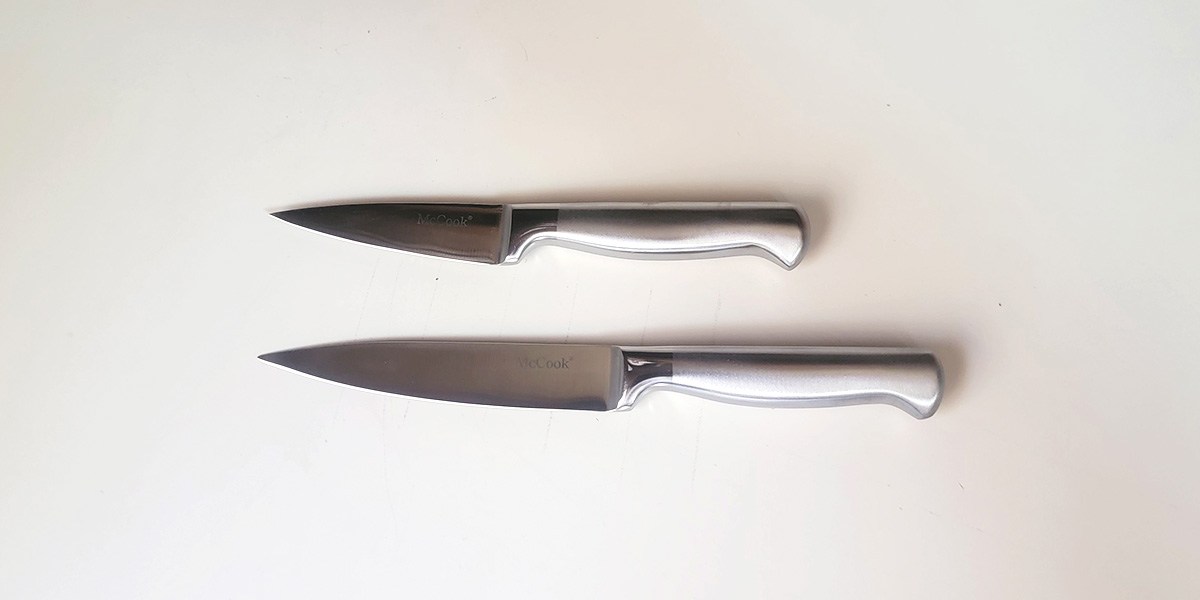 Top view of two McCook Knife Set knives displayed on counter Top view of two McCook Knife Set knives displayed on counter