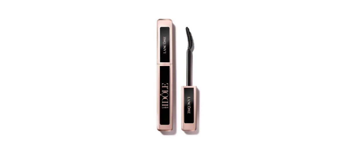 Lancôme Lash Idôle Lash-Lifting & Volumizing Mascara on white background Lancôme Lash Idôle Lash-Lifting & Volumizing Mascara on white background