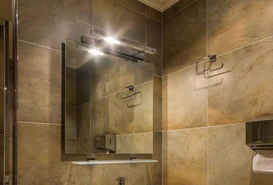 Best Commercial Restroom Mirrors