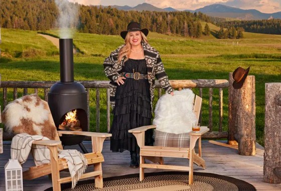 Kelly Clarkson’s Montana ranch inspired her new Wayfair line