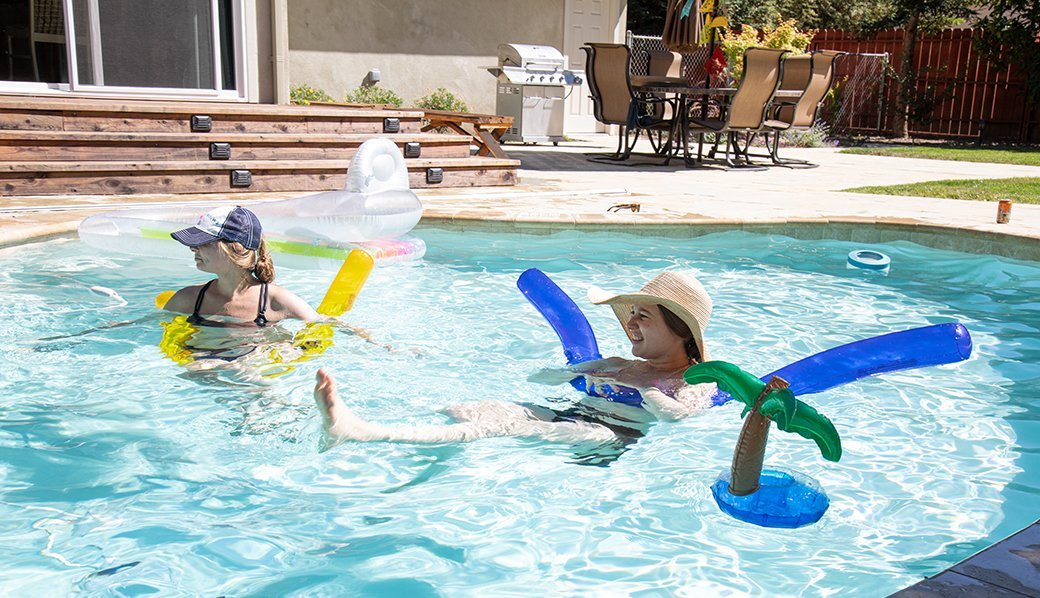 5 Best Pool Noodles Sept. 2021 BestReviews