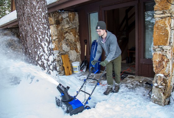 What is the difference between a snow thrower and a snow blower?