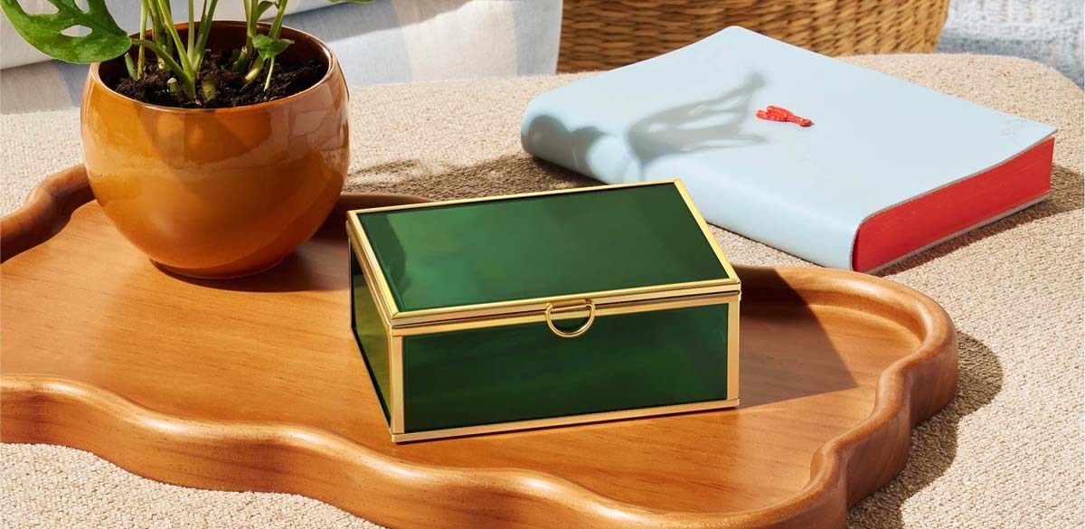 Beautiful Green Glass Trinket Box