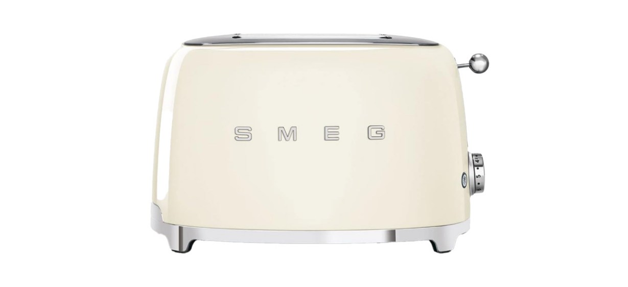 https://cdn18.bestreviews.com/images/v4desktop/image-full-page-cb/affordable-retro-toasters-amazon-best-smeg-cream-2-slice-toaster.jpg?p=w1228
