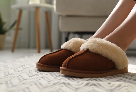 Keep feet cozy with the best Dearfoam slippers