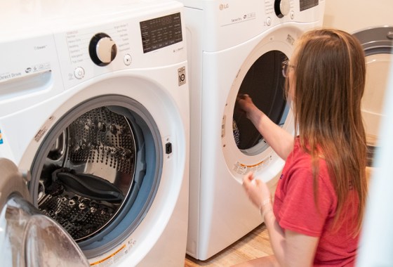 Best rolling laundry basket