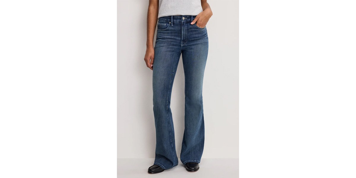 Good American Soft Tech Good Legs Flare Jeans