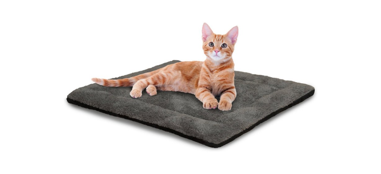 K&amp;H Gray and Black Self-Warming Pet Pad
