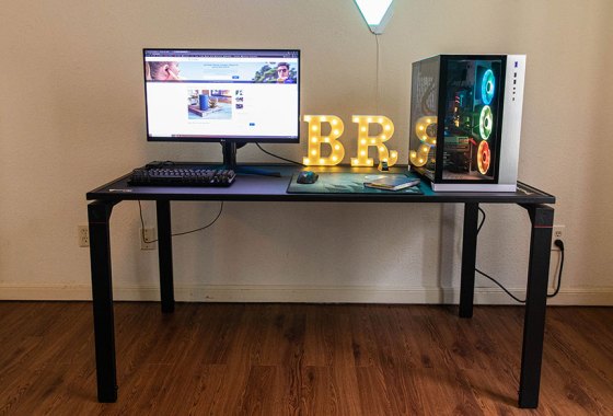 Secretlab review: Can this high-end gaming desk actually hide your cables?