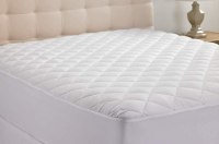Hanna Kay Hypoallergenic Quilted Stretch-to-Fit Mattress Pad