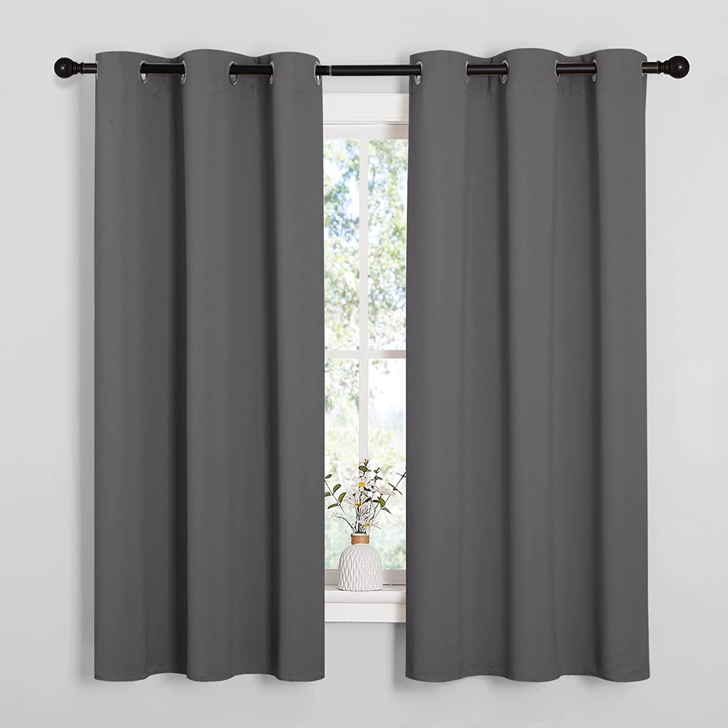 NICETOWN Thermal Insulated Grommet Blackout Curtains